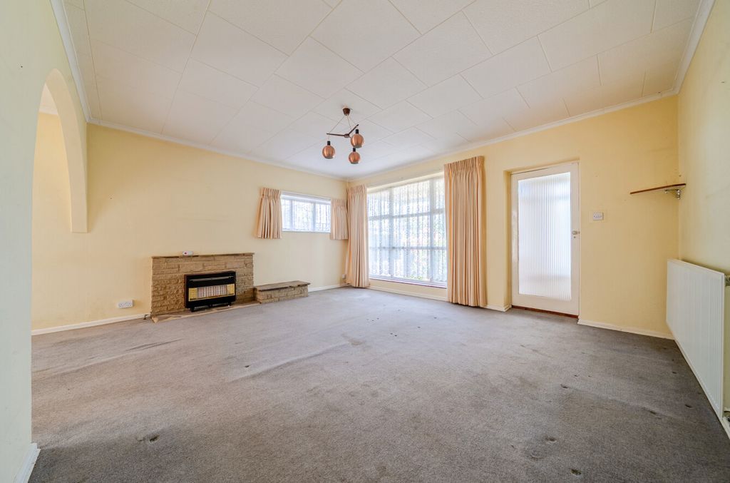 Property photo 3 of 11 1485274-2-6A42Abc...
