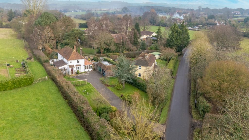 Property photo 1 of 42