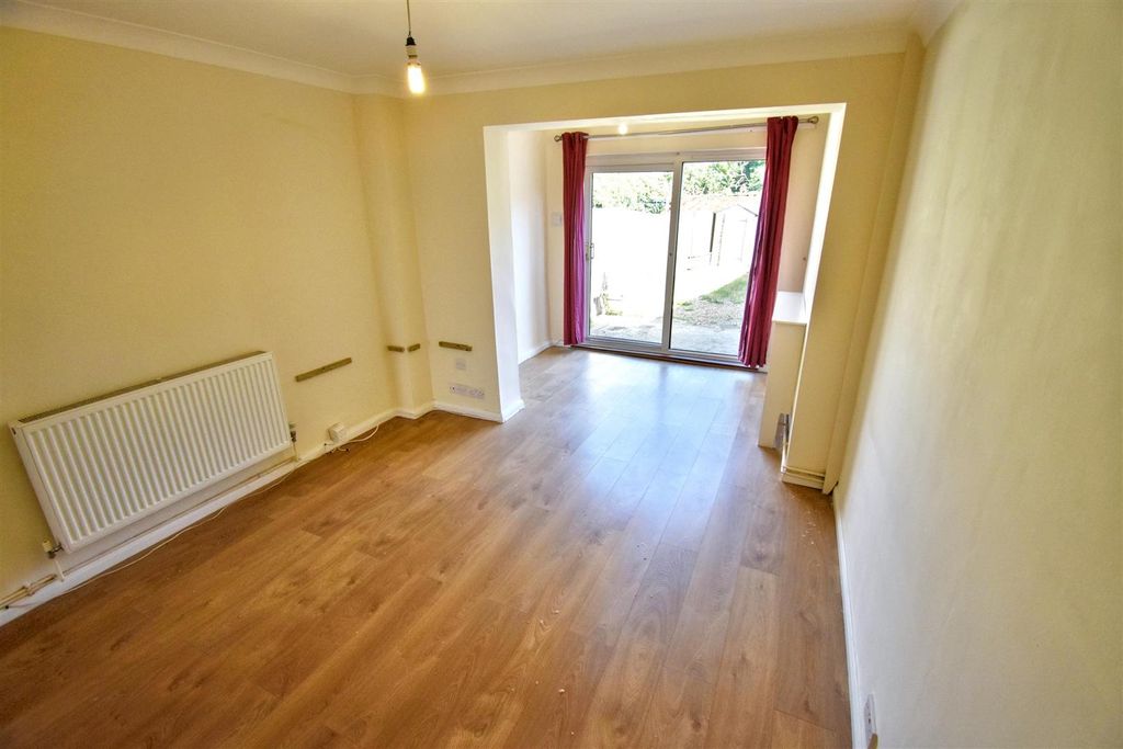 Property photo 3 of 10 Dsc_0008.Jpeg