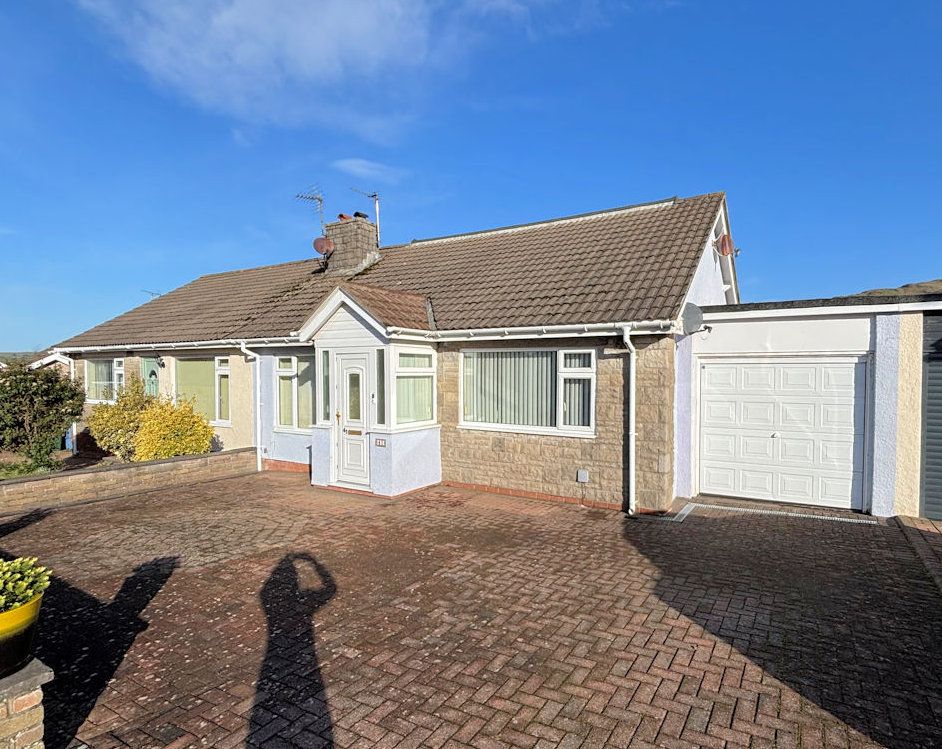 Property photo 2 of 34