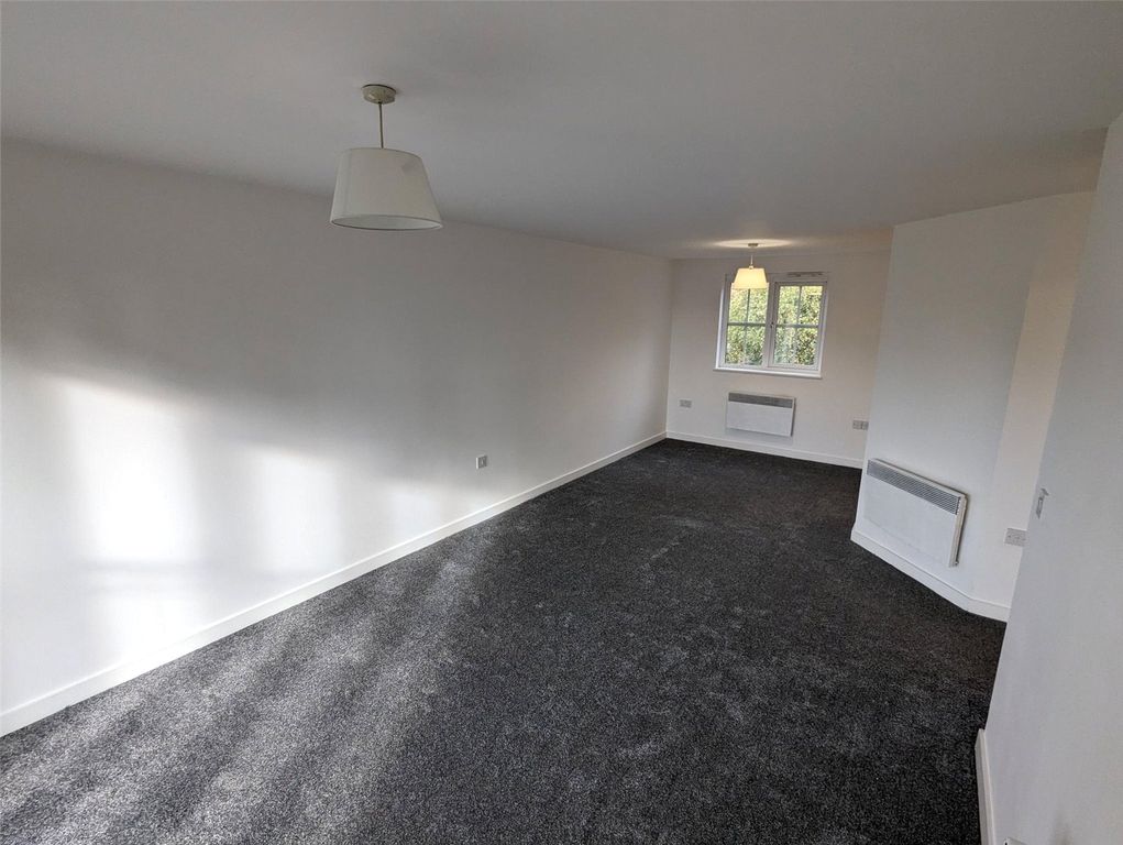 Property photo 2 of 13 Lounge/Diner