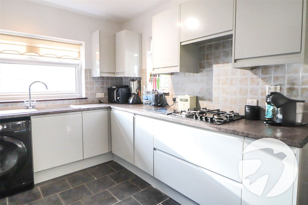 Property photo 3 of 20 Picture No. 19