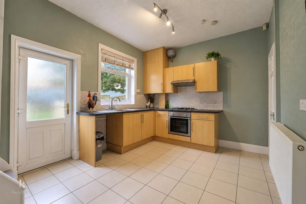 Property photo 2 of 14 .-447.Jpg