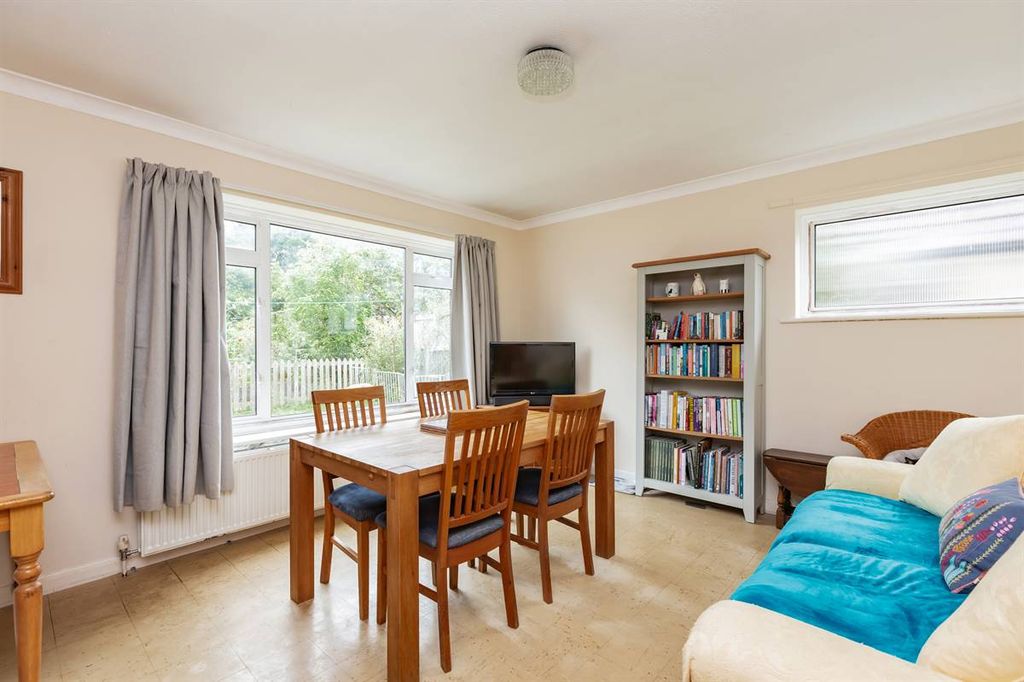 Property photo 2 of 19