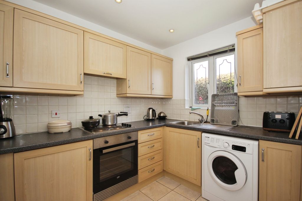 Property photo 2 of 12