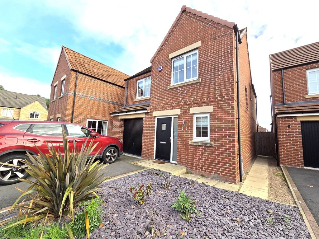 Property photo 1 of 22