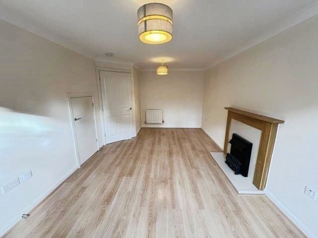 Property photo 2 of 12 Reception Room