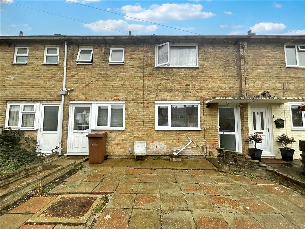 Property photo 2 of 7 Front