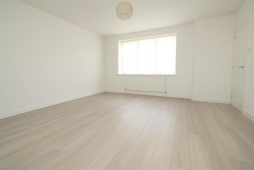 Property photo 3 of 14 2A494Ac1-A029-486E-Be81-10Ccadcc4Fee.Png