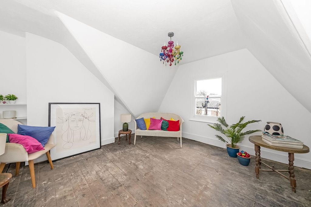 Property photo 2 of 10 1.Jpg