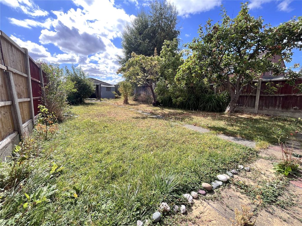 Property photo 3 of 23 Picture No. 19