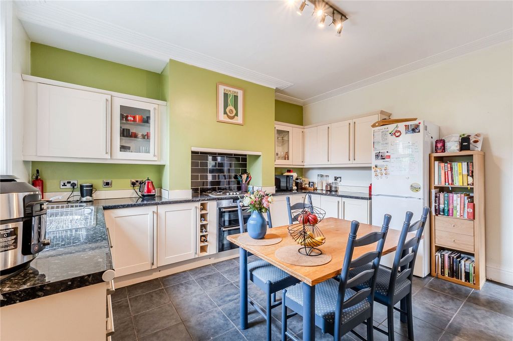 Property photo 3 of 15 Dining Kitchen