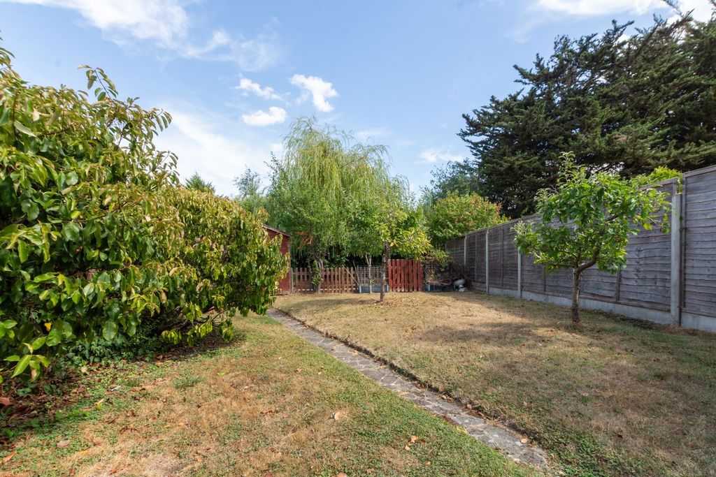 Property photo 2 of 18