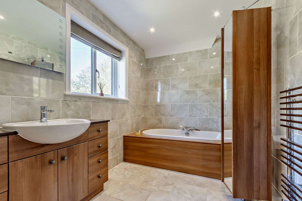 Additional image 10 of 6 bed detached house for saleAndover Road, Highclere, Newbury, Berkshire RG20