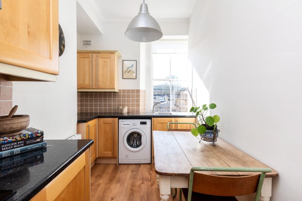 Property photo 3 of 24 Fff, 13 New King Street, Bath BA1 2Bl-13.Jpg