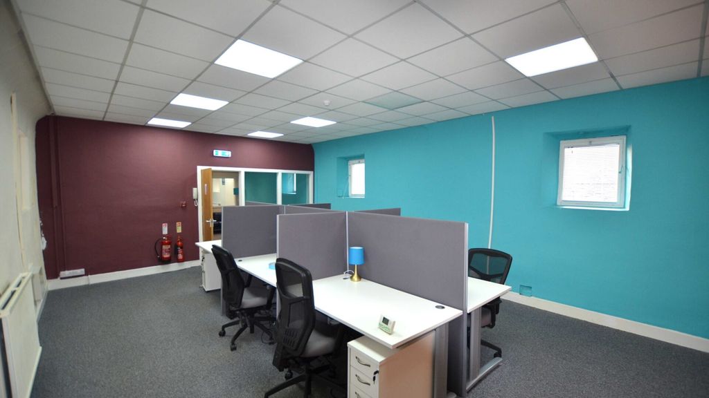 Property photo 2 of 9 Allied-Surveyors-Scotland-16-19 Maritime Lane-Offi