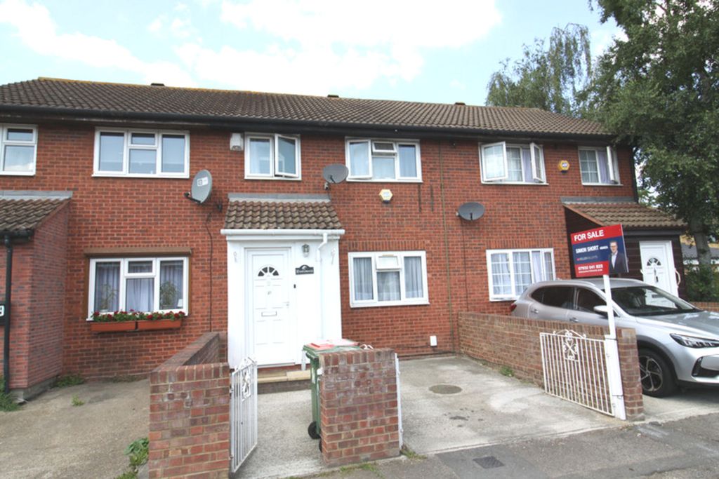 Property photo 1 of 9