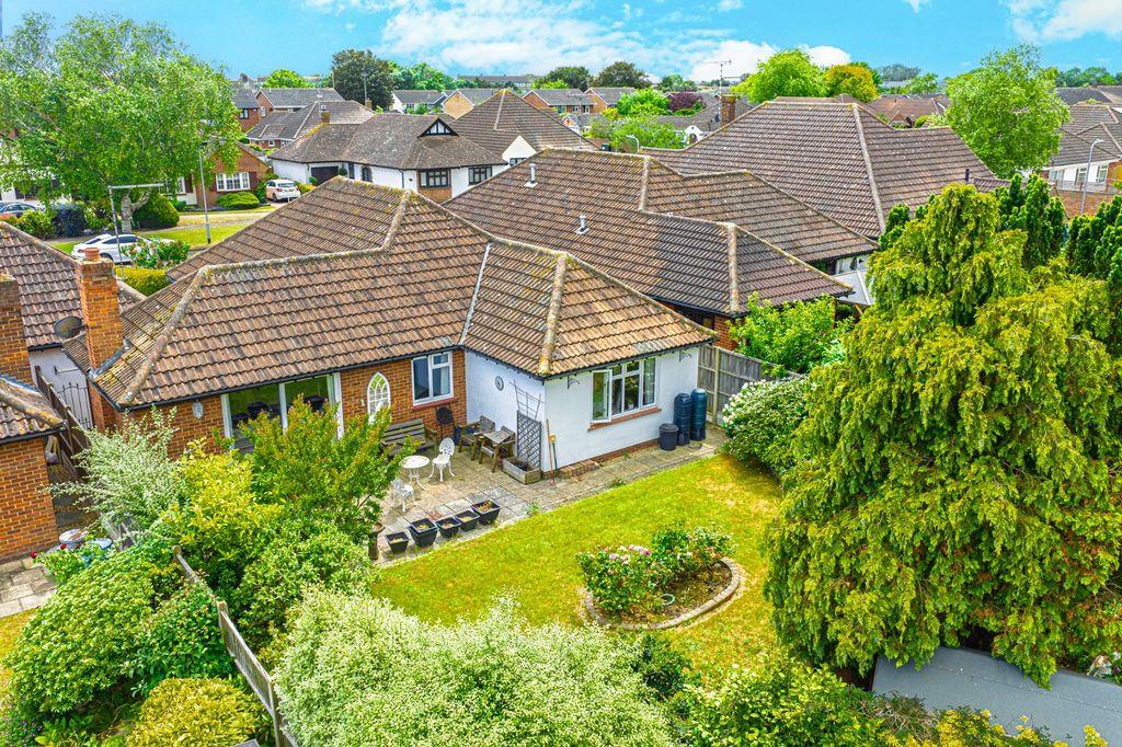 Property photo 2 of 49 Picture No. 54