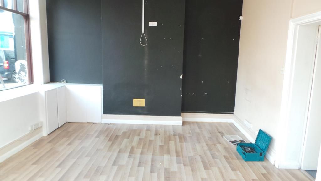 Property photo 3 of 7 Photo 8