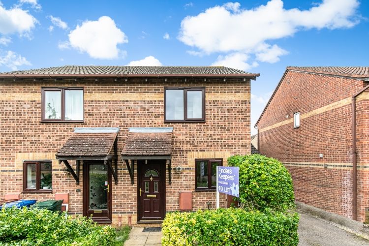 Property photo 1 of 8 169437