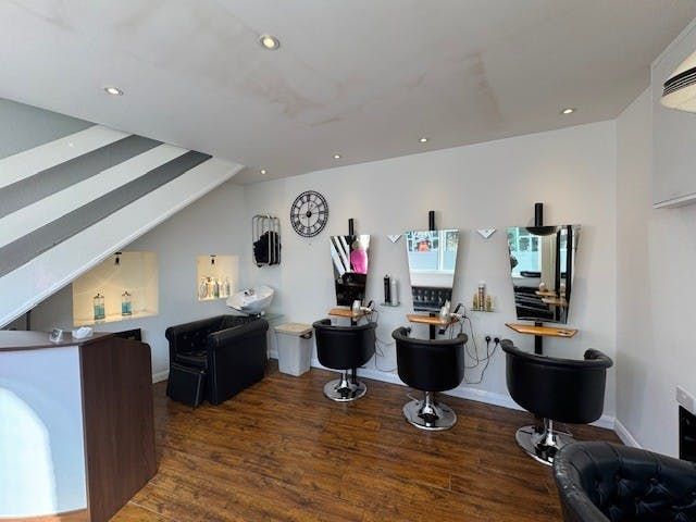 Property photo 3 of 8 Internal.Jpg