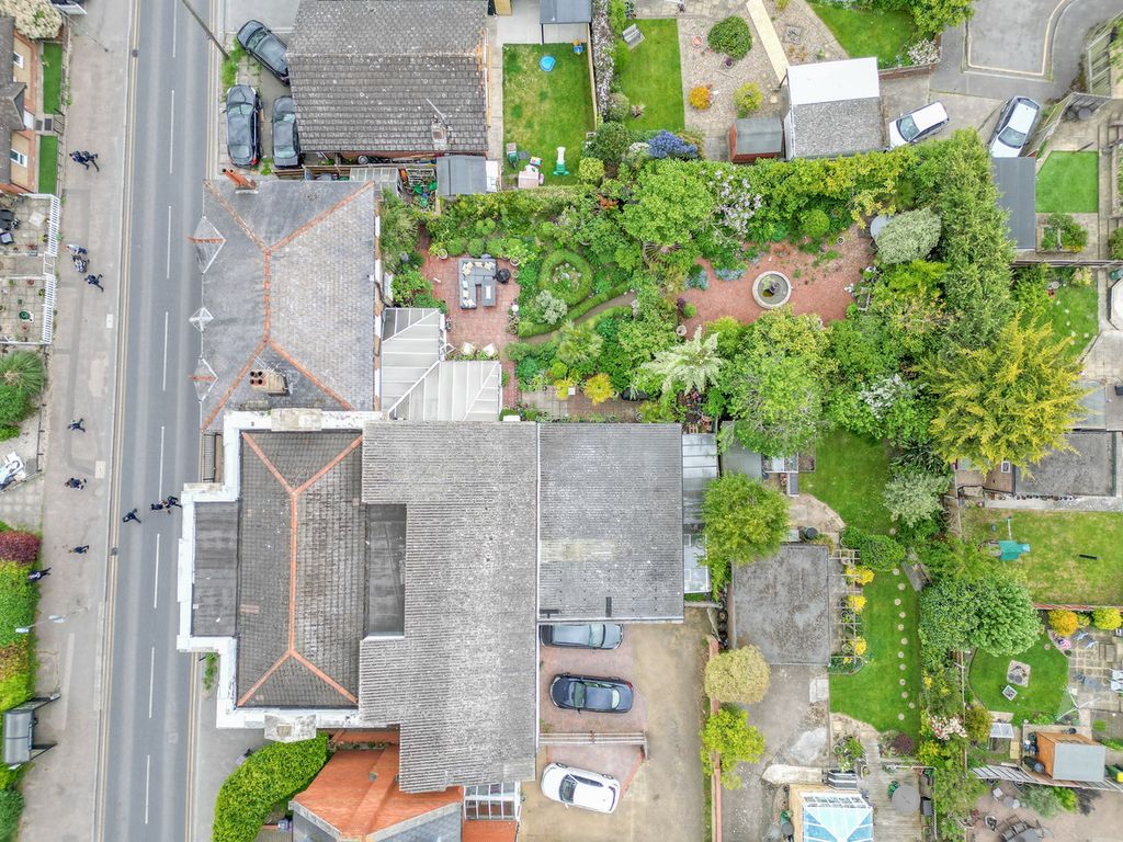 Property photo 3 of 50