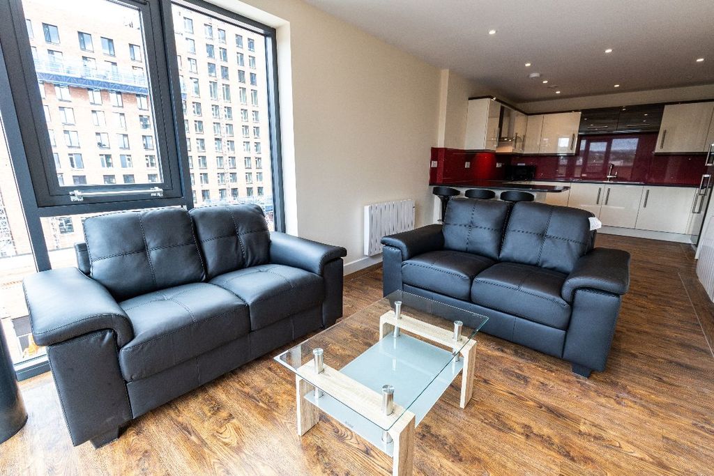 Property photo 3 of 12