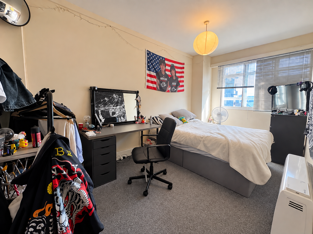 Property photo 2 of 5