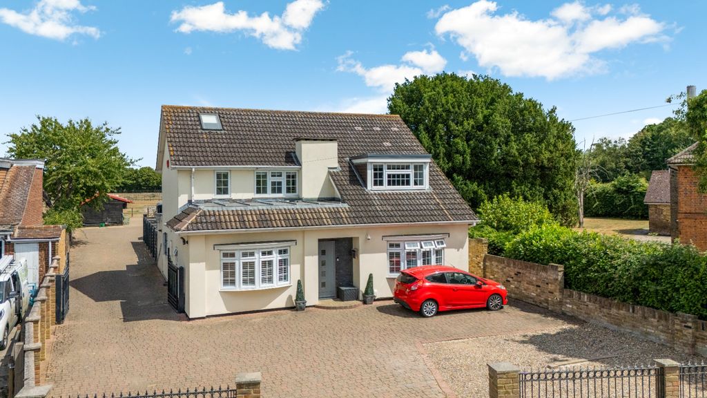 Property photo 2 of 20 4144591