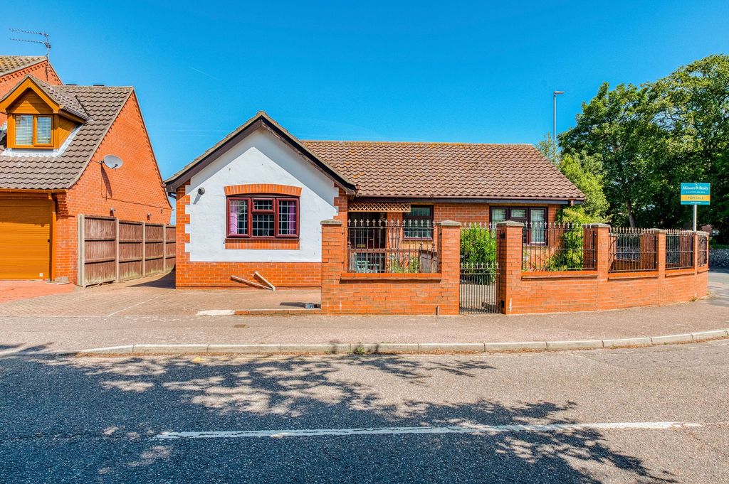 Property photo 1 of 24