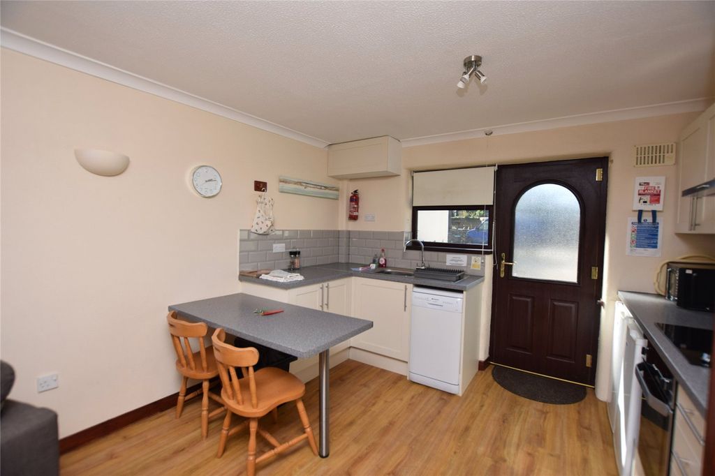 Property photo 2 of 13 Picture No. 40
