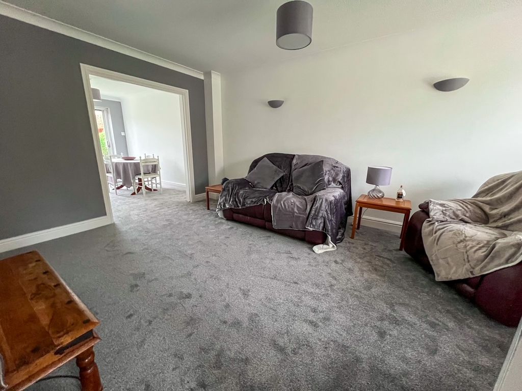 Property photo 3 of 22