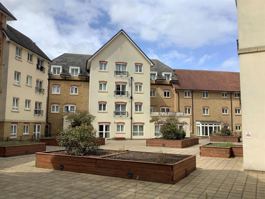 Property photo 1 of 13 Sigma House.Jpg