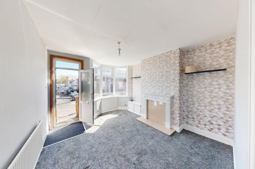 Property photo 3 of 12 3.Jpg