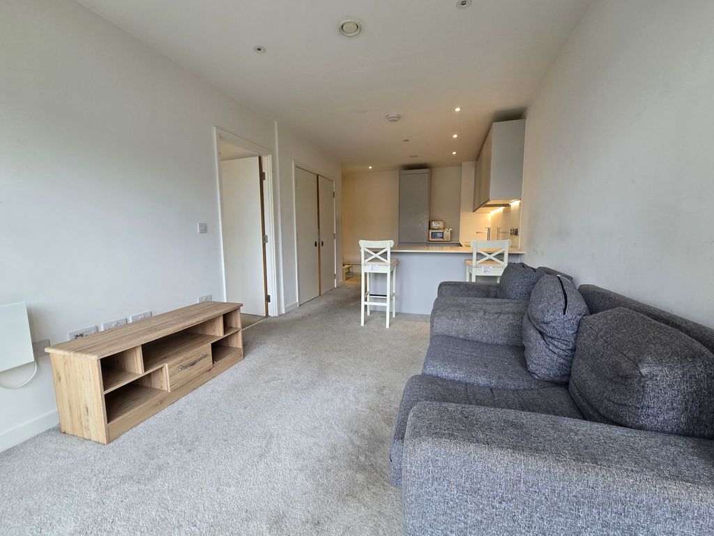 Property photo 3 of 14