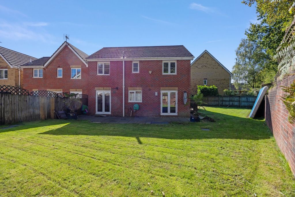 Property photo 2 of 36