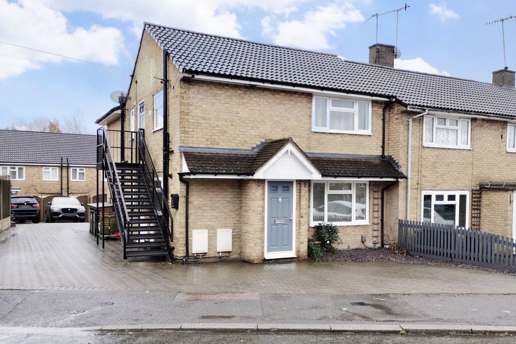 Property photo 1 of 11
