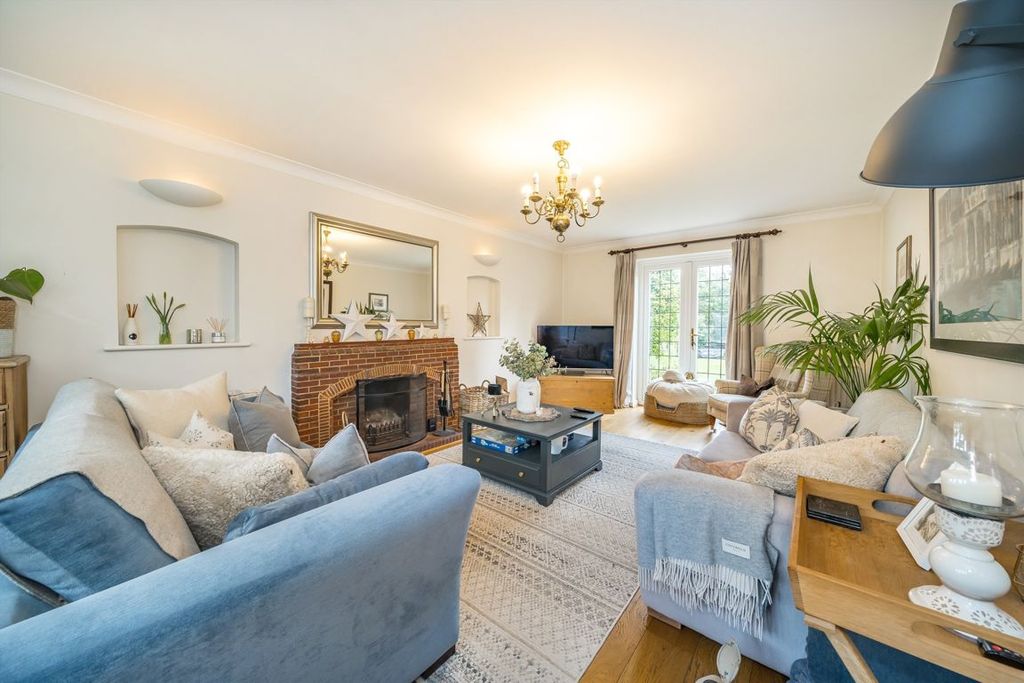 Property photo 3 of 8