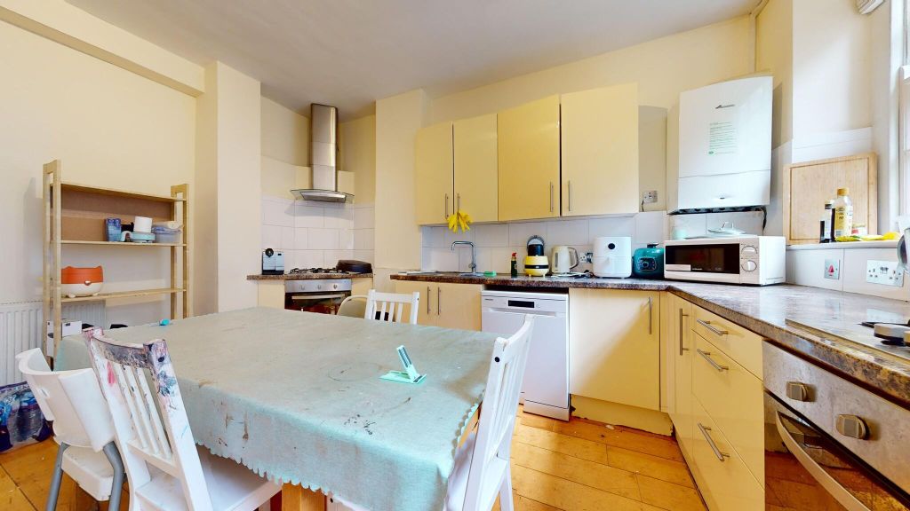 Property photo 1 of 38