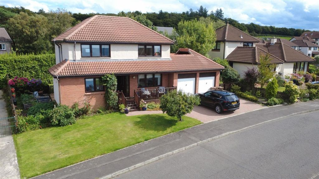 Property photo 1 of 27