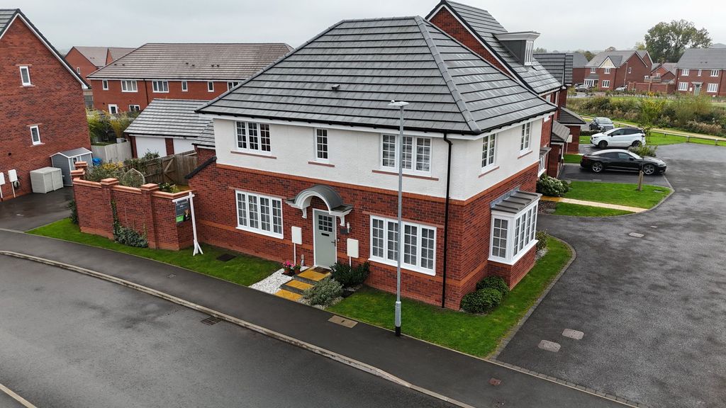 Property photo 2 of 30