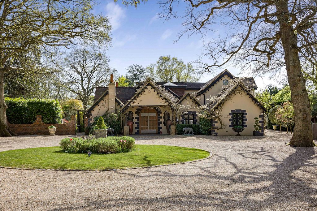 Property photo 1 of 26 Front