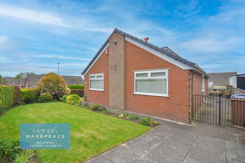 Property photo 1 of 18 Three Bedroom Detached Dormer Bungalow On Large Corner Plot