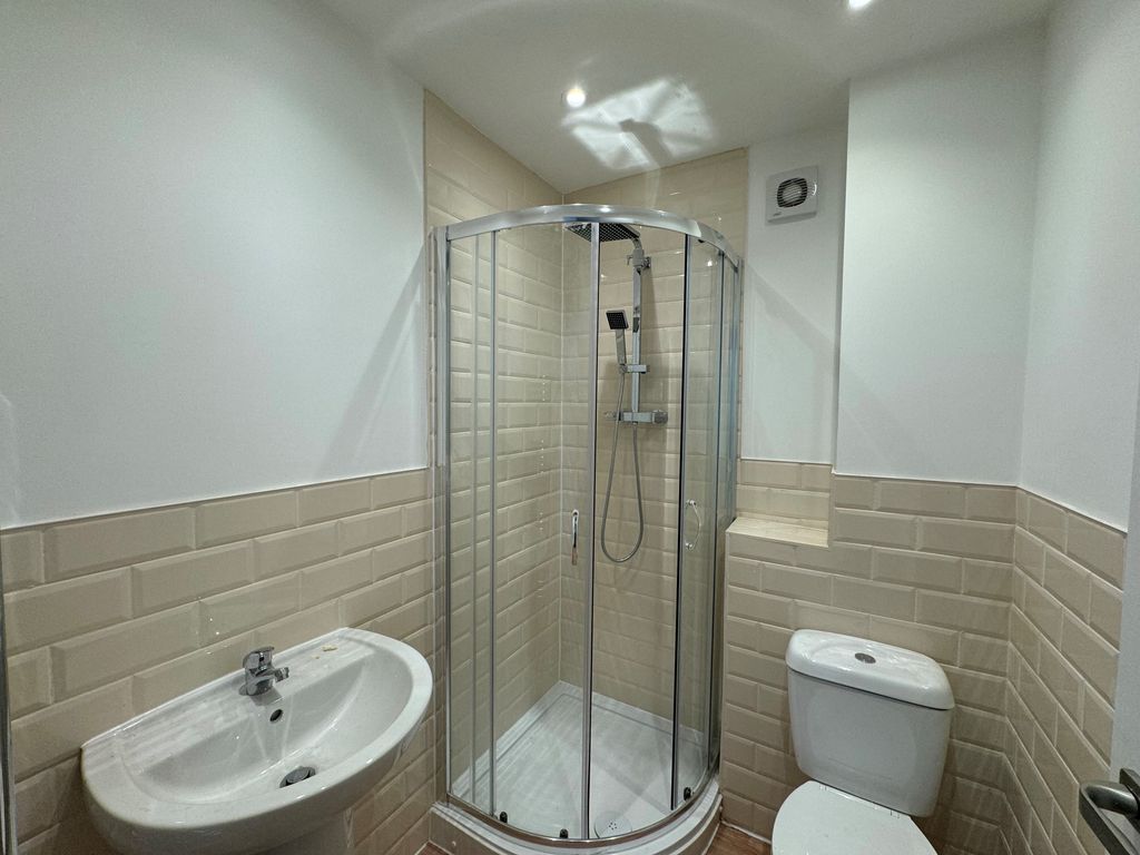 Property photo 2 of 3
