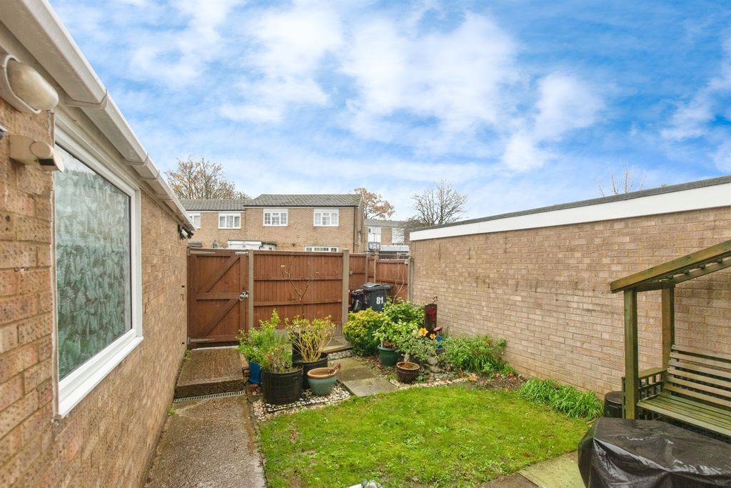 Property photo 3 of 17