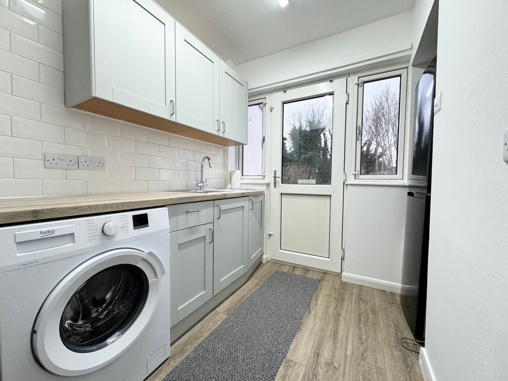 Property photo 2 of 10 Img_8442