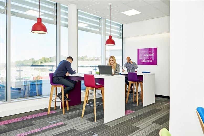 Property photo 2 of 6 Serviced Office To Rent In Kimpton Road, Luton, Be