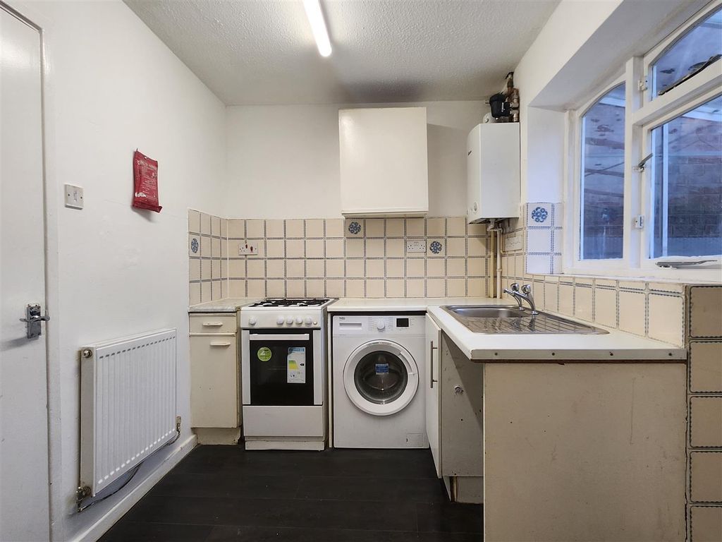 Property photo 2 of 8 K.Jpg