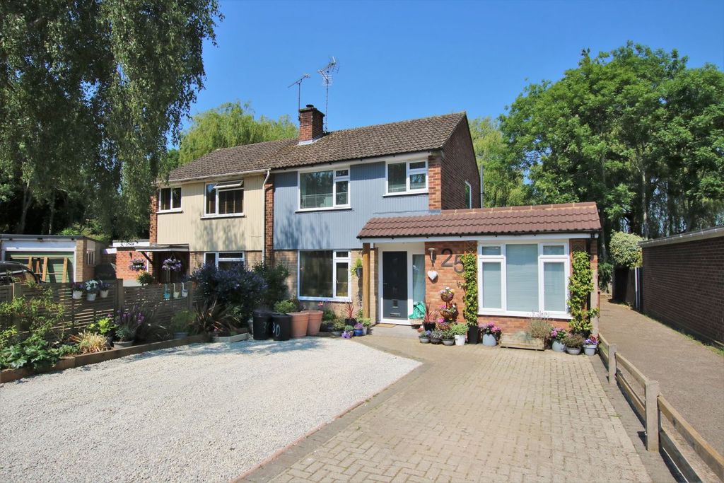 Property photo 1 of 23