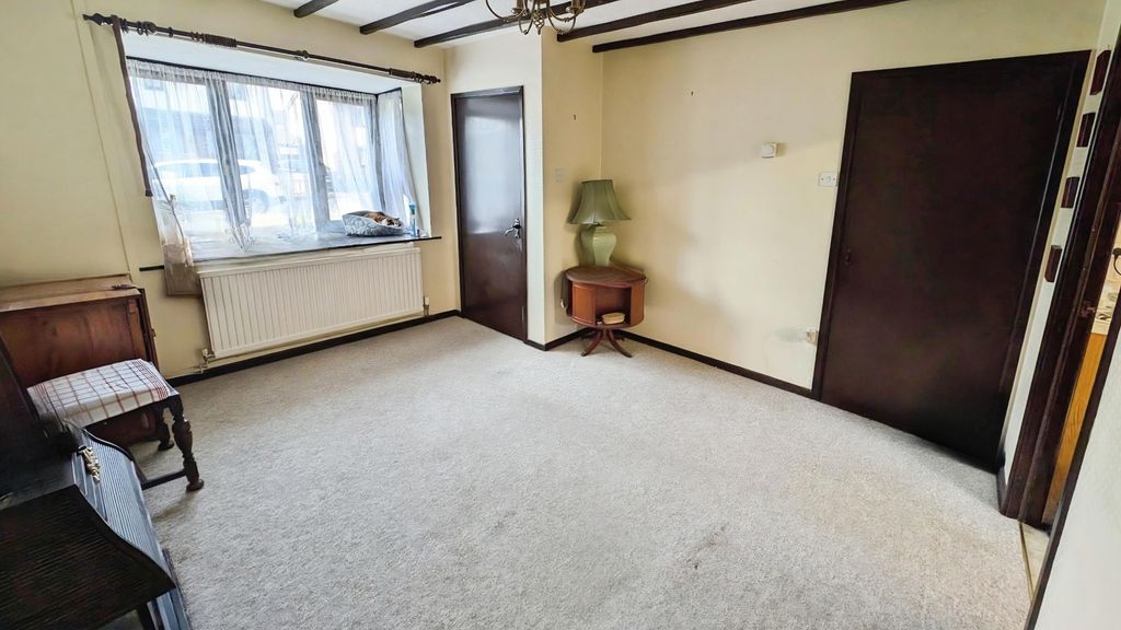 Property photo 3 of 13 Pbox-Bedroom-337211.Jpg